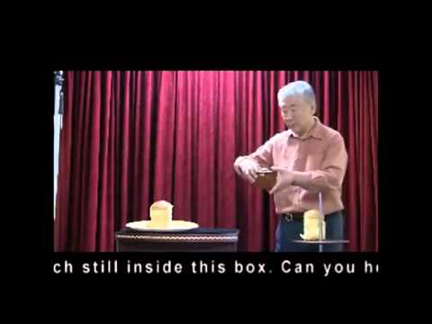 Saturn Magic -Watch and Bread Box by Mikame - Trick