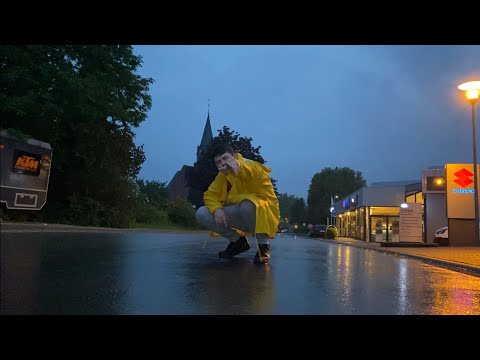 SPEZ - REGENMANTEL (Official Music Video)