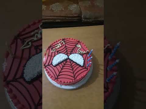 Hashim like spider man cake 🎂