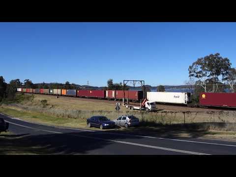 Pacific National's 6MB4 and 6BS5 meet - 29/7/17