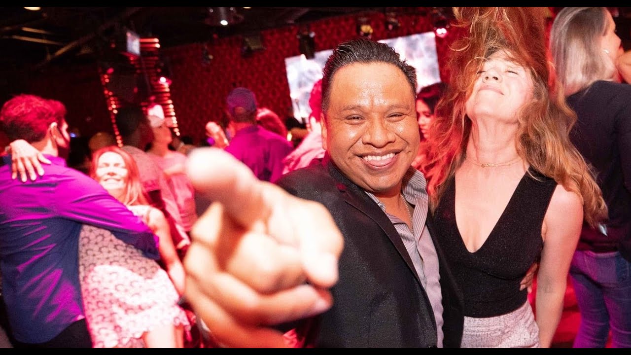 Salsa Dancing Every Wednesday in Costa Mesa, Orange County CA at Cafe Sevilla