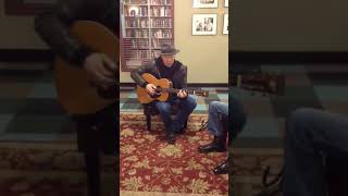 Dave Alvin plays Key to the Highway on Big Bill Broonzys guitar, Old Town S