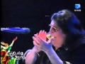 Mercedes Sosa "Cosquin 2006" Sufrida tierra mia con Motta Luna.