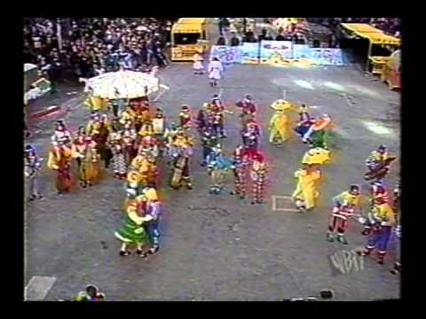 2001 Greater Overbrook String Band "Clowin' Around City Hall" - 15th Place