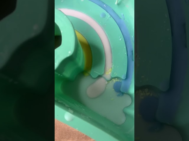 Vídeo relacionado con Velas Cumpleaños Números 7,3D Unicornio Arco iris Vela,Vela de Número 7 de Pastel Decoración,Aniversarios,Baby Shower de Cumpleaños