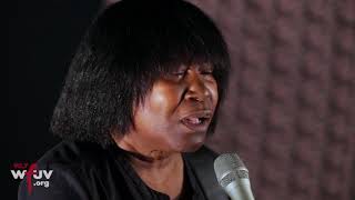 Joan Armatrading - &quot;I Like It When We&#39;re Together&quot; (Live at WFUV)