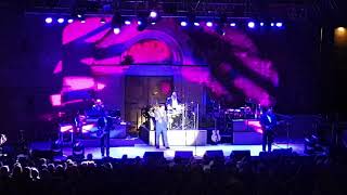 20190905 - Chris Isaak - 5:15
