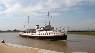 preview picture of video 'River Parrett Trail, PART XII, 'Approaching Dunball Wharf', Aug  2013, 'The Bridgwater Visit'