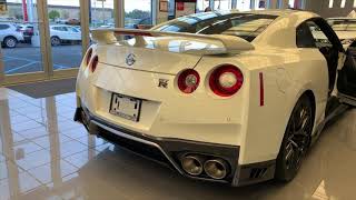 2019 Nissan GT-R R35 Premium exterior photo 2