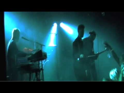 Turboweekend - Trouble Is (Live - Vega November 2009)