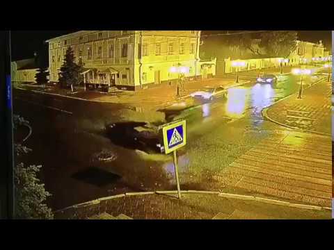 Жёсткое столкновение на перекрёстке в Елабуге