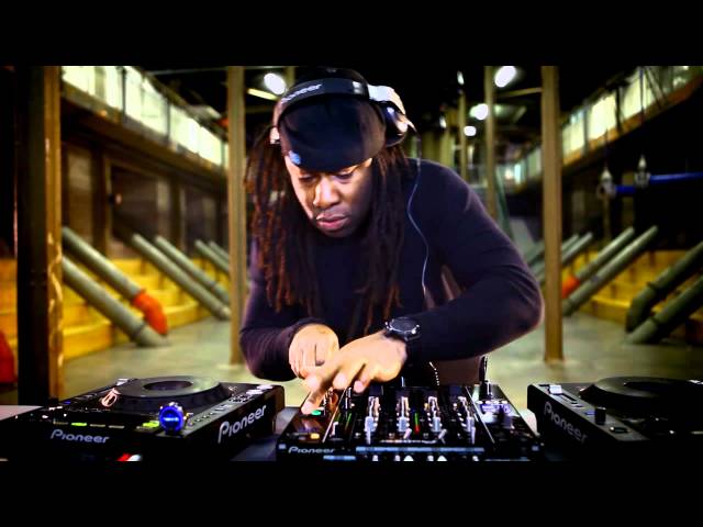 Pioneer DJM 850 S - DJ Mixer | djkit.com Pioneer DJM 850 S - DJ Mixer | djkit.com