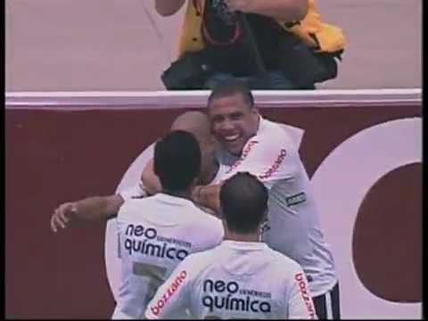Gol olimpico Roberto Carlos 6 -  Corinthians 2 x 0 Portuguesa - Paulistão  - 16/01/11