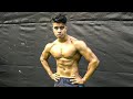 PAREL SHREE 2022 MENS PHYSIQUE BACKSTAGE POSING