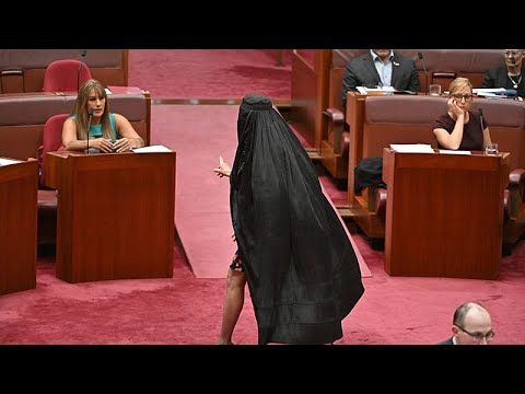 Australisches Parlament suspendiert Senatorin Pauline Hanson wegen Burka im Parlament