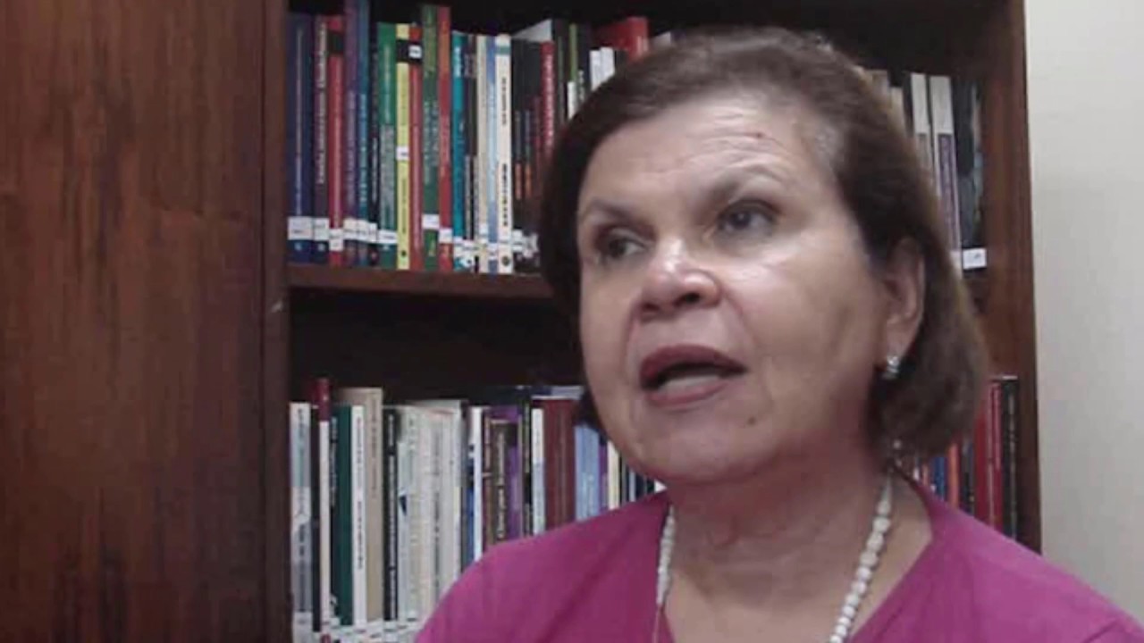 Pêcheux Vive - Episódio 1 - Maria Cristina Leandro Ferreira