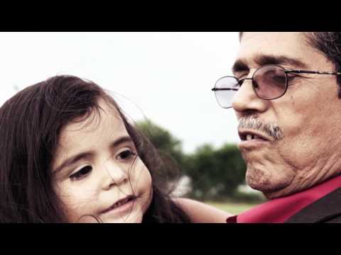 Victoria Gómez and Grand Papo