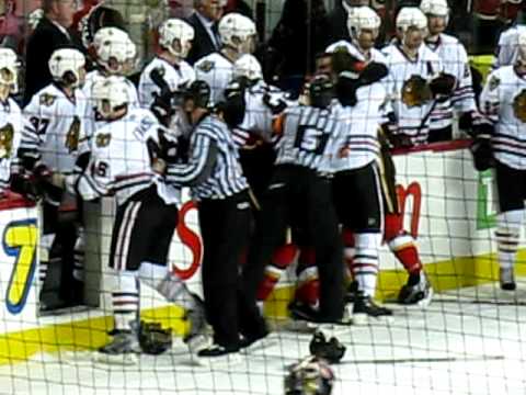 Fight last minute Flames - Blackhawks game 3