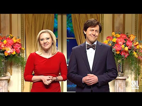 '' Slashes Tucker Carlson, Laura Ingraham Over Fawning Praise Of Putin