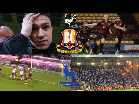 PITCH INVADERS AND ELECTRIC AWAY FANS - Bradford City 1-3 Hartlepool United Vlog