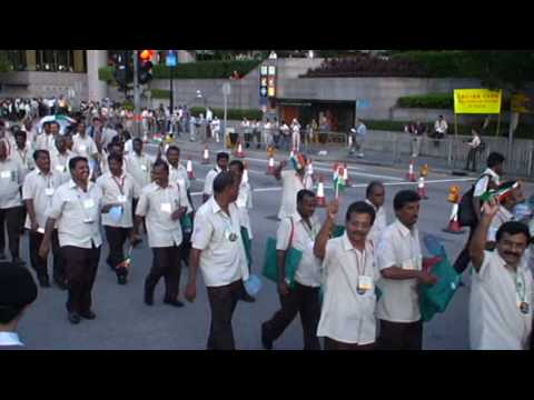 2005 06 28 F115 02 18 Parade01 05070273