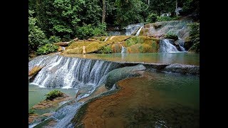 preview picture of video 'Menuju Air Terjun Moramo di Sulawesi Tenggara'