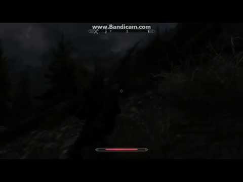 Skyrim Argonian jumps to his death when horrified by unknown creature