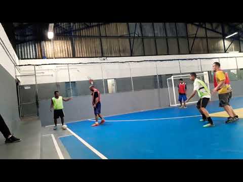 TomGol jogando Futsal no CDM do Teotônio Vilela