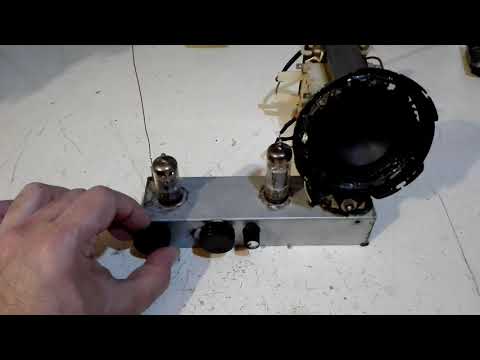 Radio FM a Superreazione a Valvole (PCF80 e PCL84)