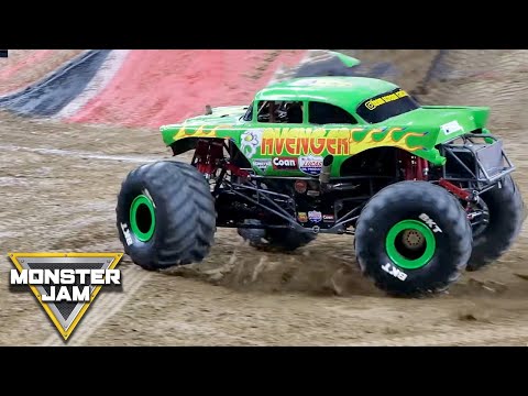 Monster Jam 2021 ヒューストン TX ハイライト動画