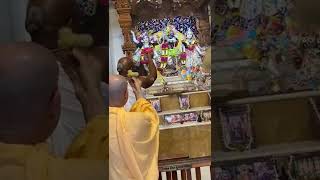 Radhanath Maharaj offering flowers at #GEV