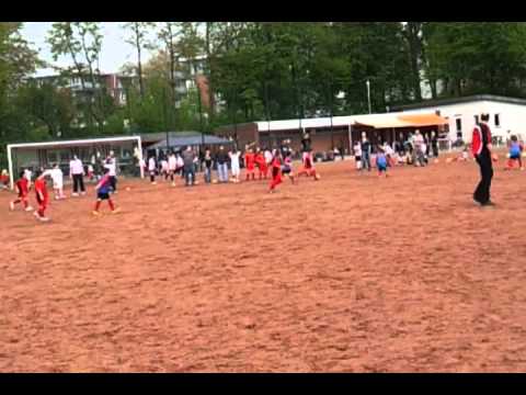 Halbfinale DJK Saxonia gegen KFC Sharri 3:0