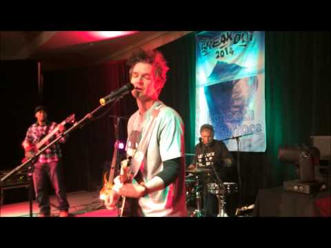 Christopher Ames Band COVERS 'God's Not Dead' at Break Out 2014!