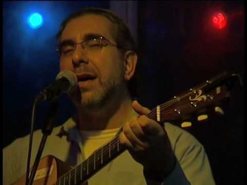 Benyamin Steinberg Performs Carlebach Yisrael-Od Avinu