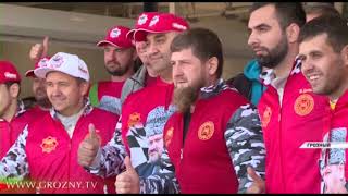 В Грозном открыли соревнования автомобильных кольцевых гонок «AkhmatRace 2018» 