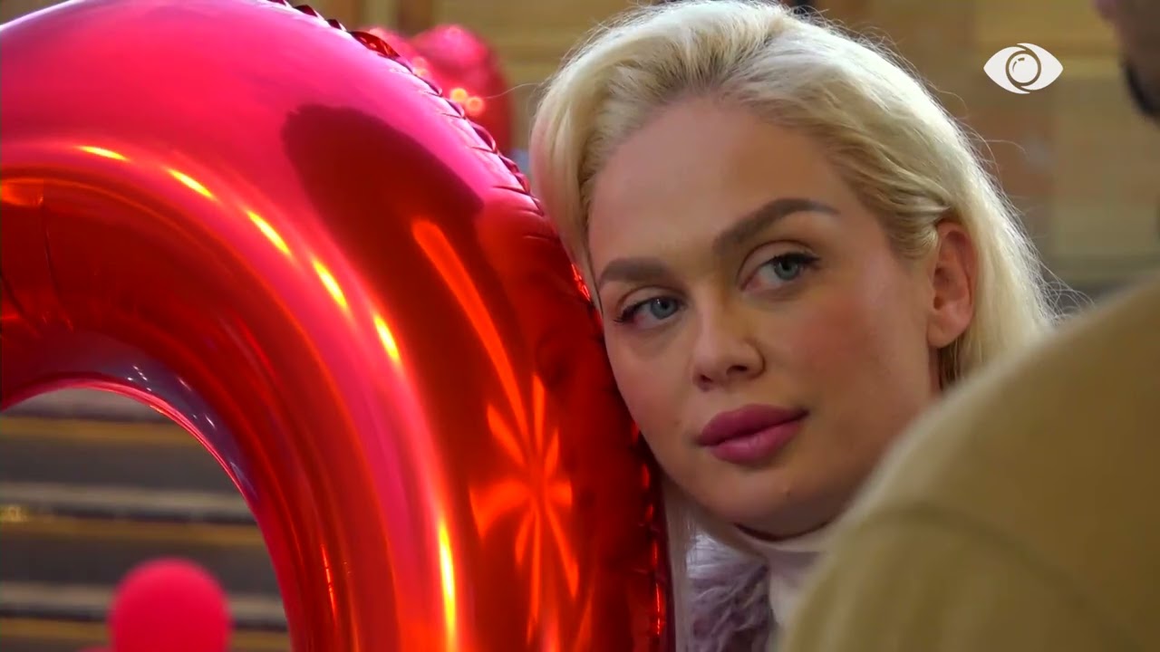 Nuk kam shoqe Livian dhe as Laertin shok/ Rozana diskuton me banorët