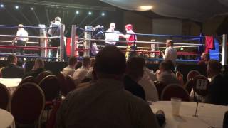 Carl Thomas charity fight round 1