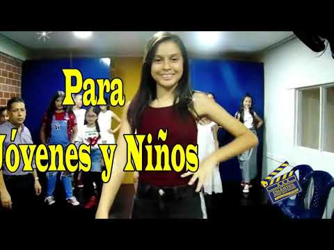 DESFILE DE MODELOS (JUVENIL, INFANTIL, TALLER CREATIVO)