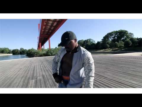 Micko black  LIBISAGA