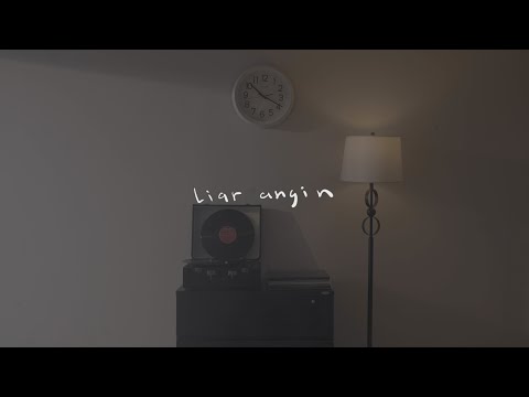 Feby Putri - Liar Angin (Official Lyric Video)