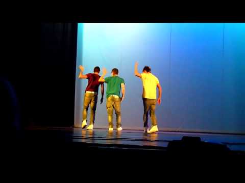 Street dust a.k.a Rainbow ToyZz.. New dance..