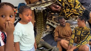 Download lagu DAVINA AND THE SNAKE  mp3