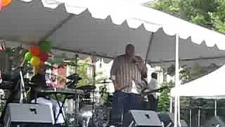 Ruben Studdard singing a Luther Vandross medley in Boston