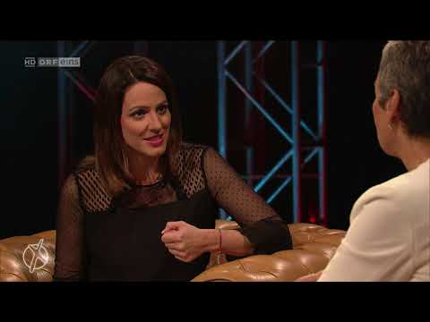 ORF WAHL 17: Nationalraten - Die politische Quiz-Talk-Show mit Ulrike Lunacek (Die Grünen)