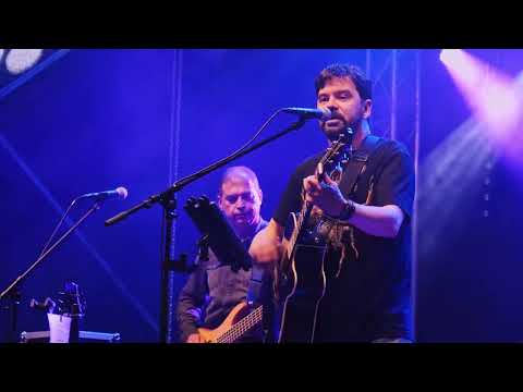 NO BARRIERS - Beds are burning – Midnight Oil