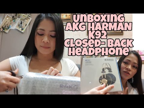 Unboxing AKG HARMAN K92 Closed- Back Headphone