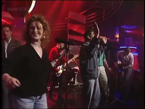 The Beautiful South - You Keep It All In - TOTP - 28 September 1989