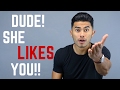 5 Signs That She Likes You