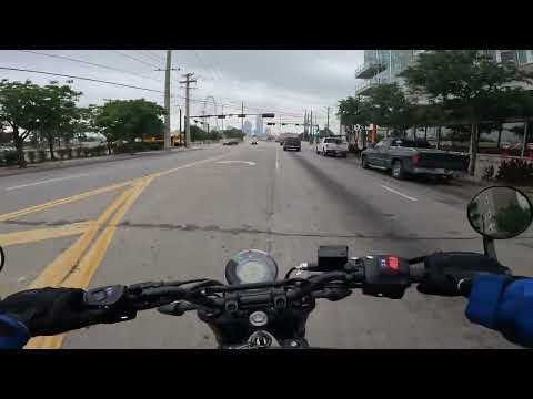 The Push Bar Method (Countersteering a Motorcycle)