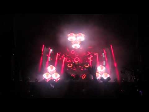 deadmau5 - Professional Griefers - New Live Set Up - 2011
